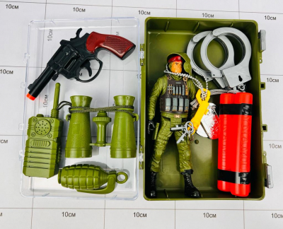 Фото Детский набор с револьвером Real Heroes в интернет-магазине axdv.ru / аиксдв