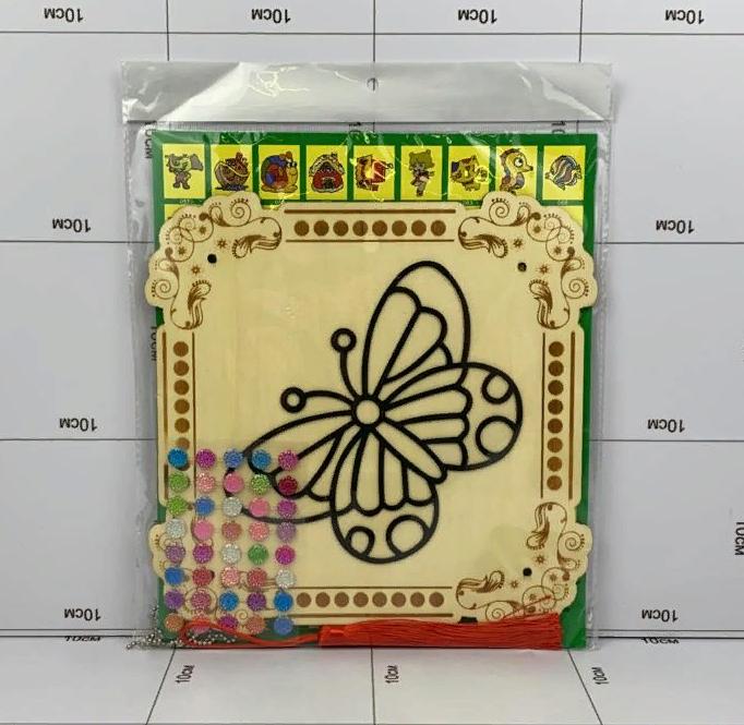Фото Доска д/творчества (лепка) Бабочка махаон в интернет-магазине axdv.ru / аиксдв