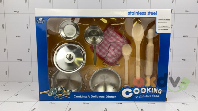 Фото Набор металлической посуды "Готовим вкусный ужин / Сooking a delicious dinner" в интернет-магазине axdv.ru