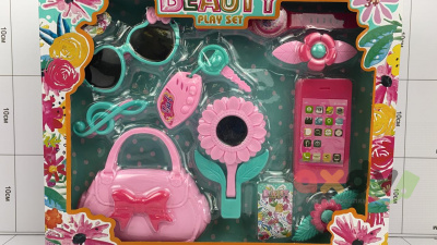 Фото Игровой набор для красоты "Beauty Play Set" с сумочкой в интернет-магазине axdv.ru