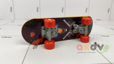 Фото Скейт "Фингерборд / Fingerboard" Череп с пистолетами в интернет-магазине axdv.ru